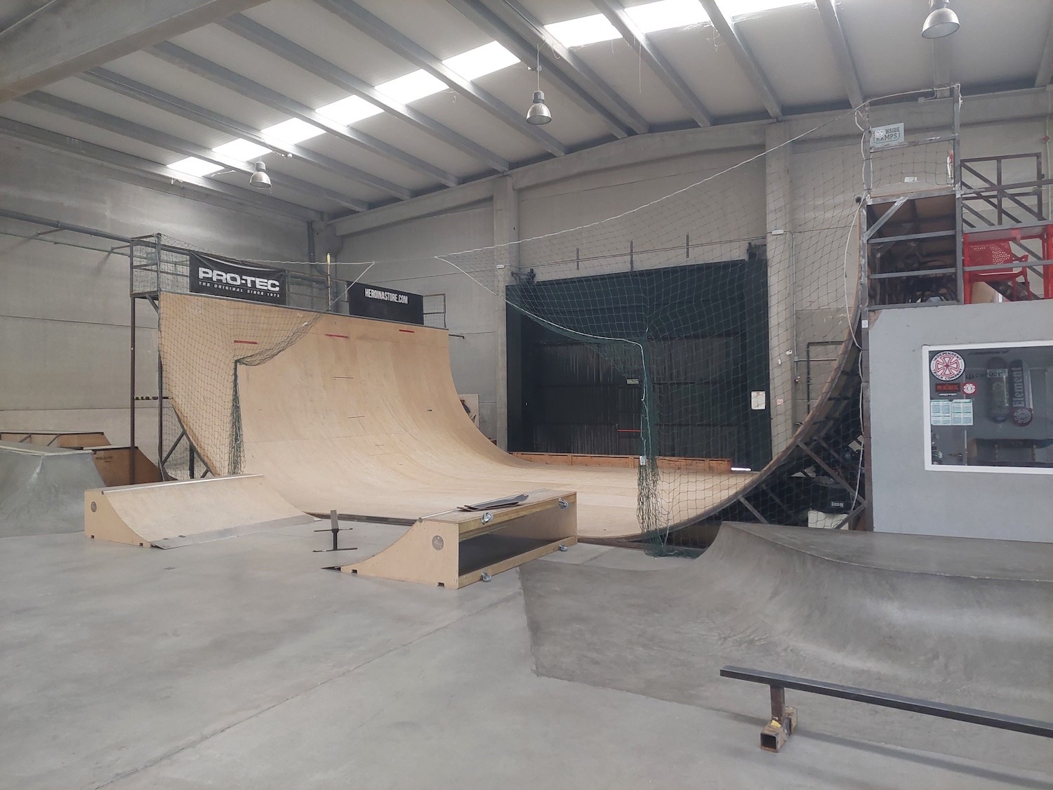 Lanave skatepark